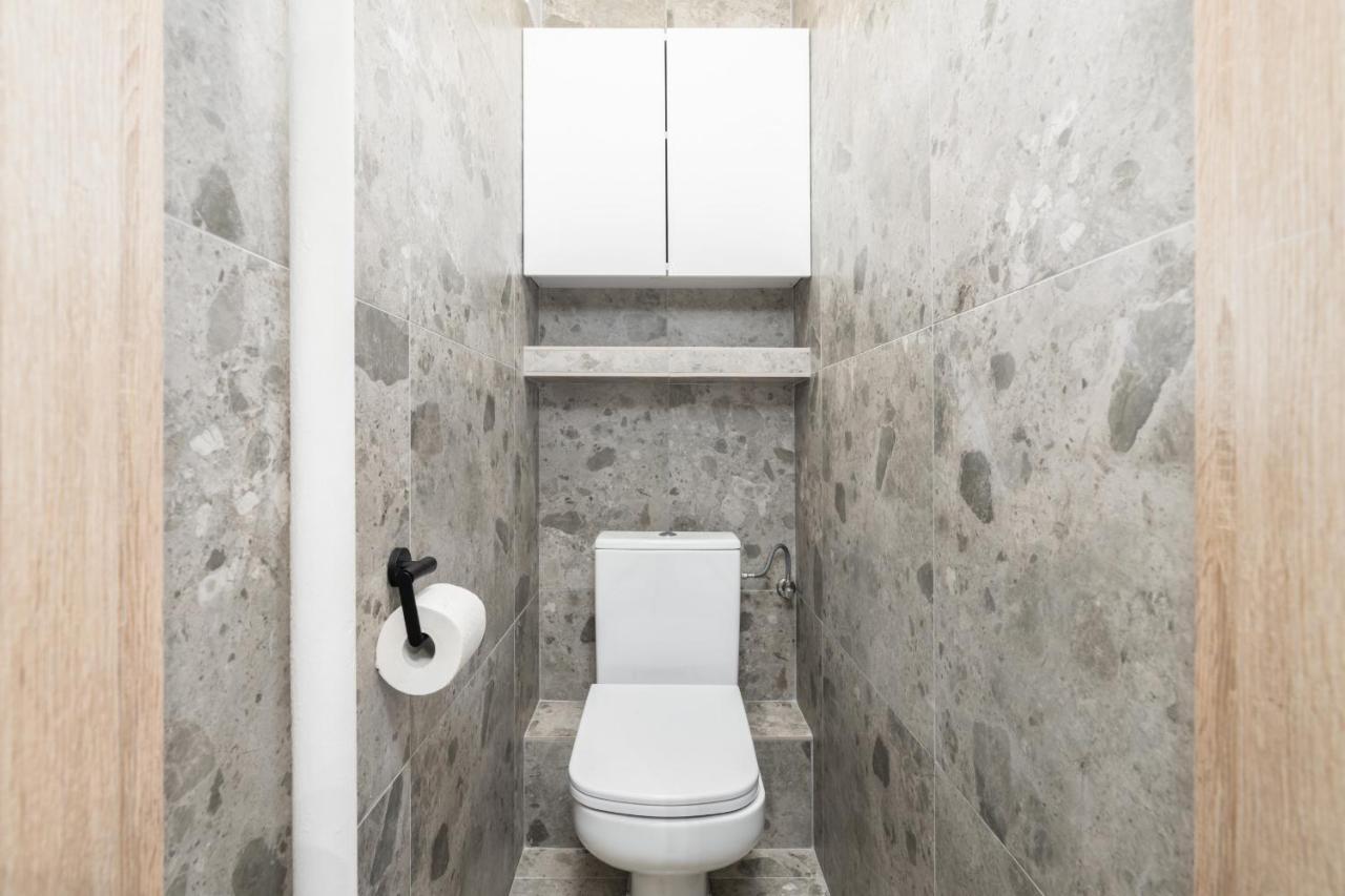 Stylish Apartment Near Wroclavia For 4 Guests By Noclegi Renters Вроцлав Экстерьер фото