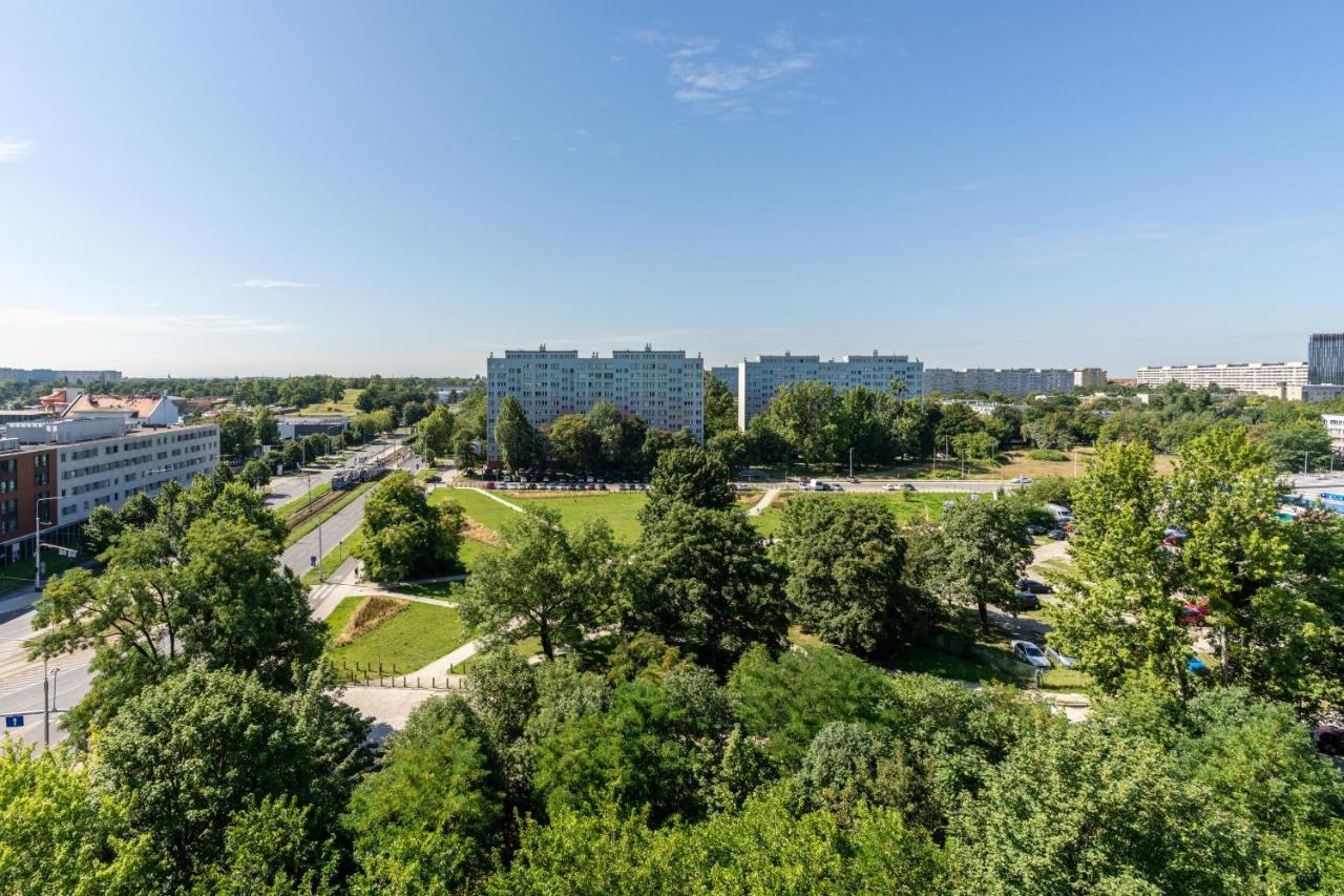 Stylish Apartment Near Wroclavia For 4 Guests By Noclegi Renters Вроцлав Экстерьер фото
